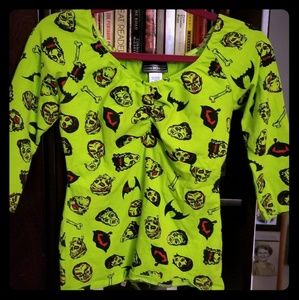 PUG monsters top Medium